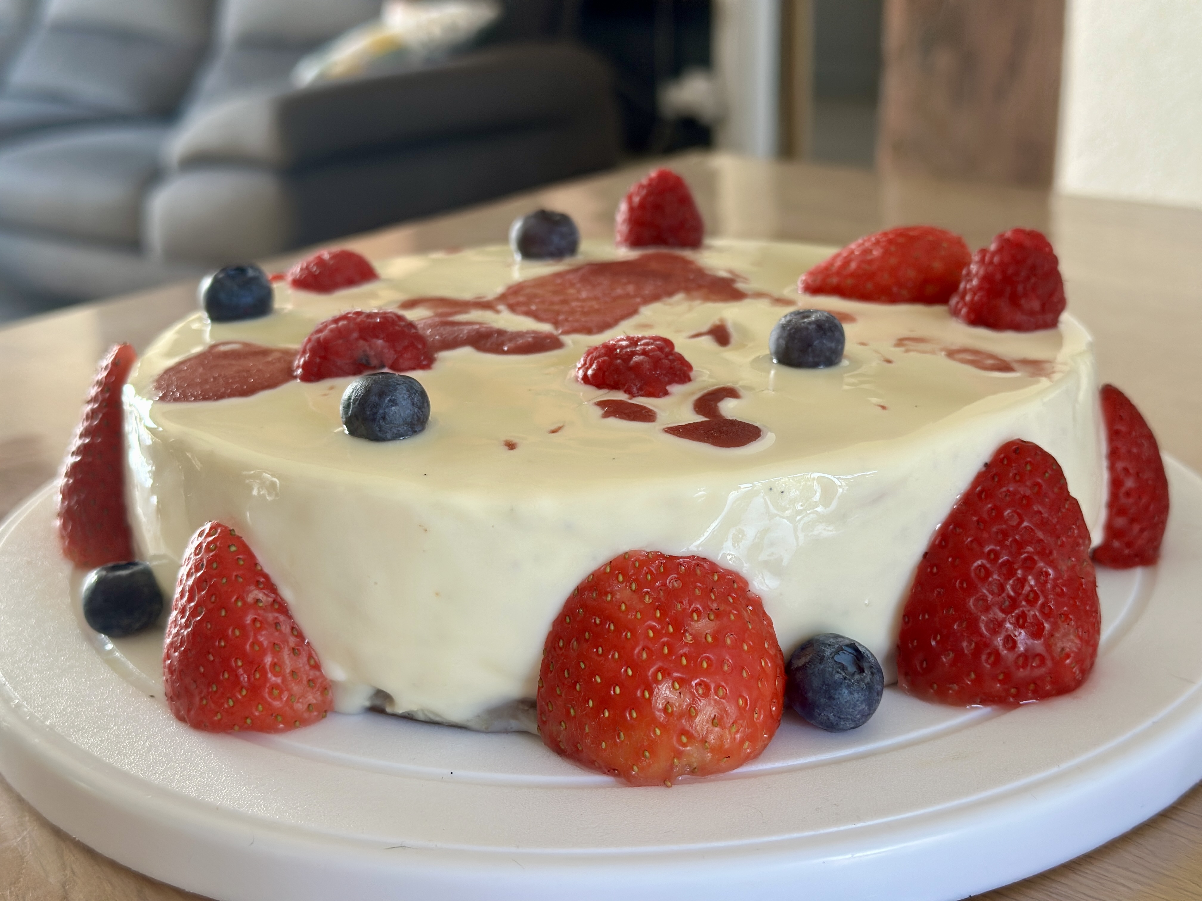 Entremet aux fruits rouges et vanille